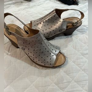 Born wedge sandals size 10